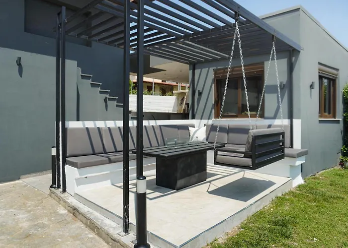 Сasa de vacaciones Tsiaras House